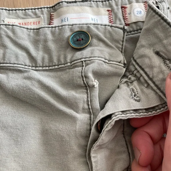 Hei Hei The Wanderer Cargo Shorts Sz 28 - Picture 7 of 7